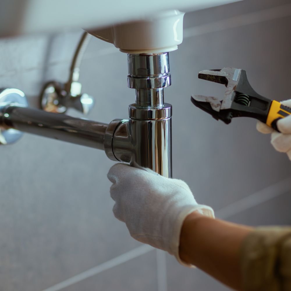 Emergency drain repair in action