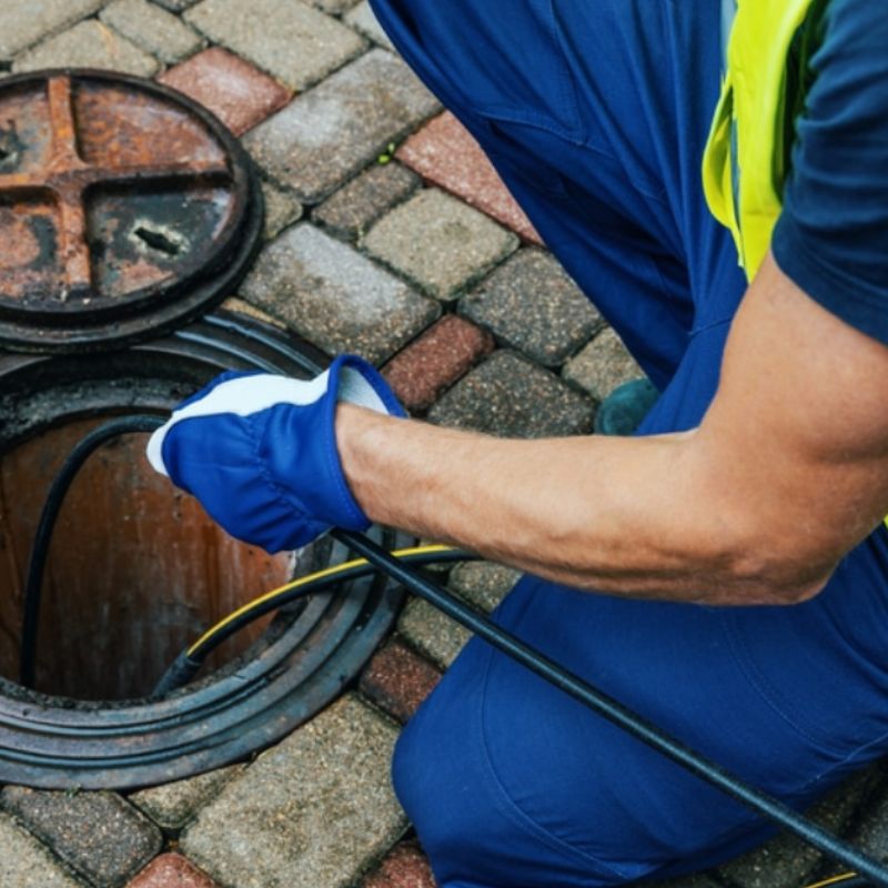 Soakaway installation by Go Drains